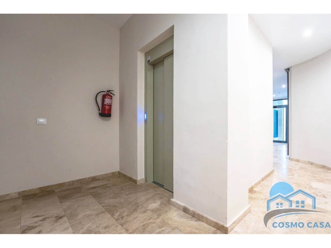 4 bedroom Flat for sale in Reus with pool garage - € 1,290,000 (Ref: 9450350)