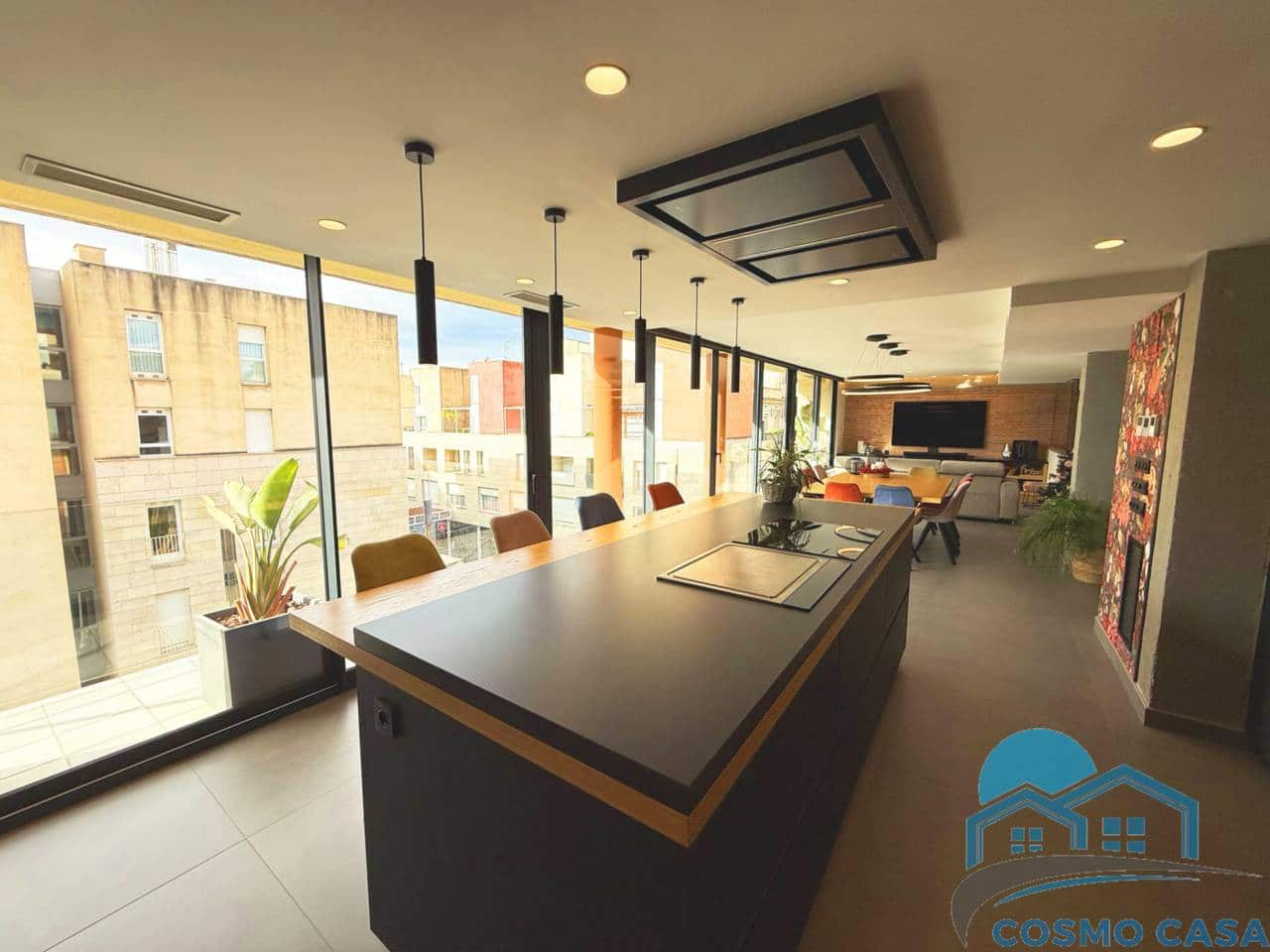 4 bedroom Flat for sale in Reus with pool garage - € 1,290,000 (Ref: 9450350)