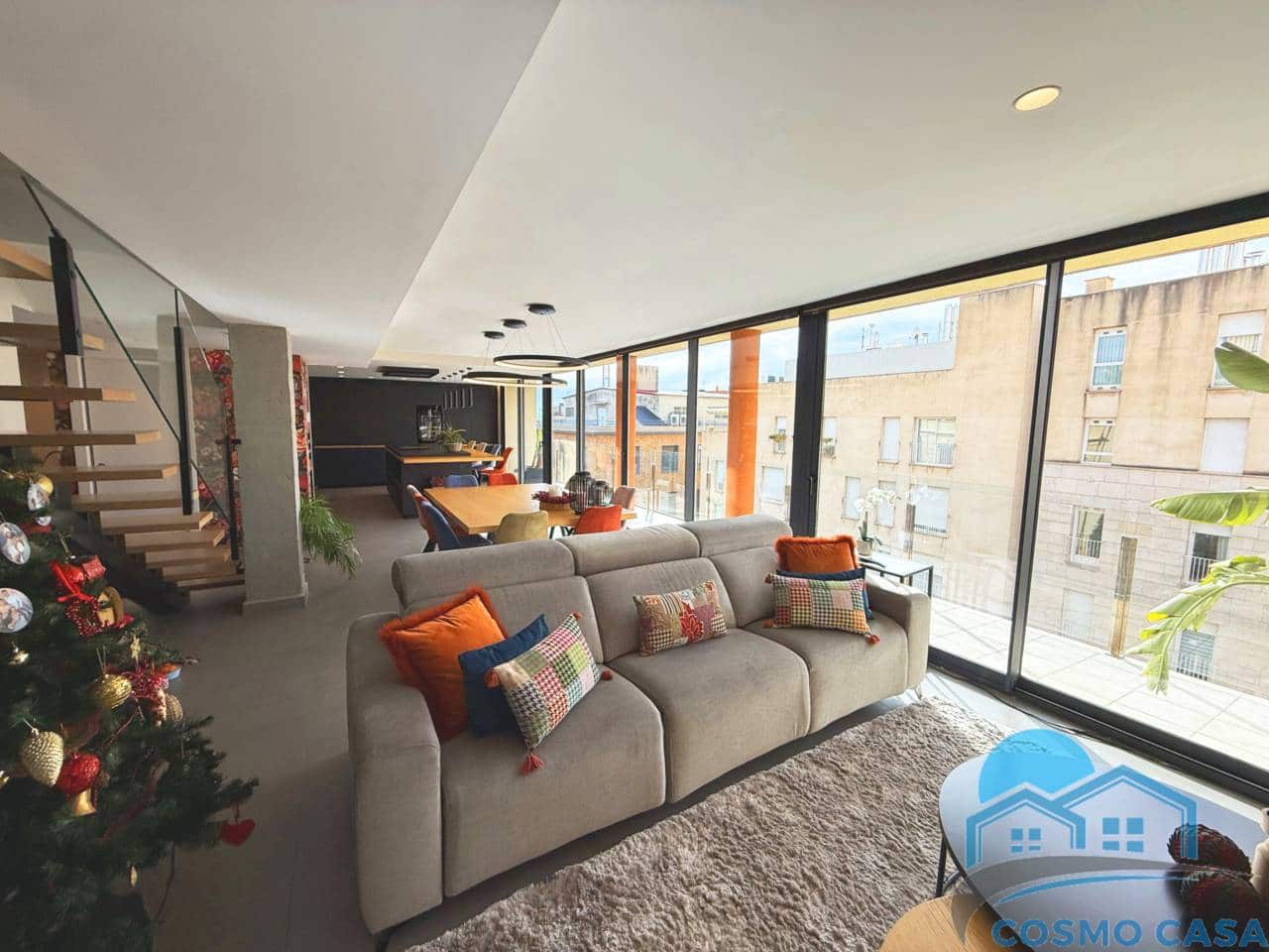 4 bedroom Flat for sale in Reus with pool garage - € 1,290,000 (Ref: 9450350)