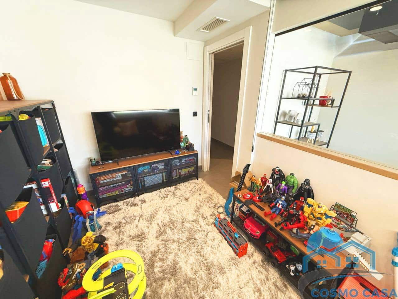 4 bedroom Flat for sale in Reus with pool garage - € 1,290,000 (Ref: 9450350)