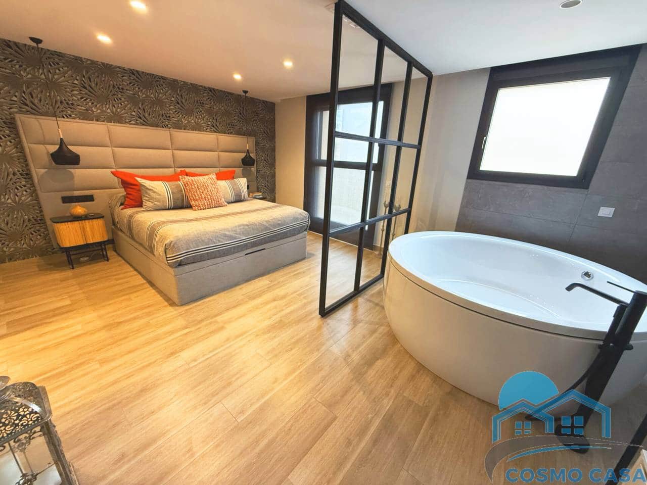 4 bedroom Flat for sale in Reus with pool garage - € 1,290,000 (Ref: 9450350)