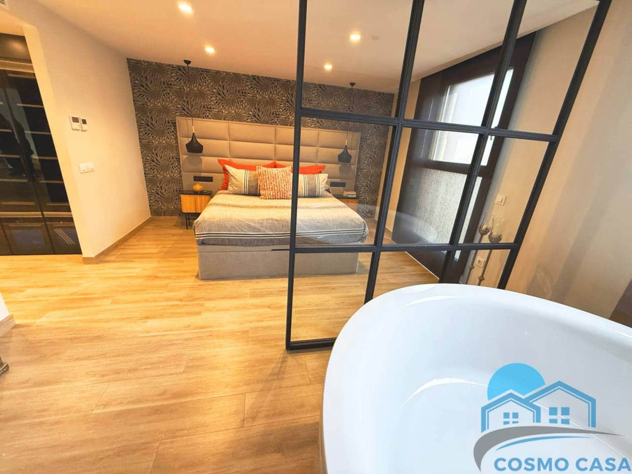 4 bedroom Flat for sale in Reus with pool garage - € 1,290,000 (Ref: 9450350)