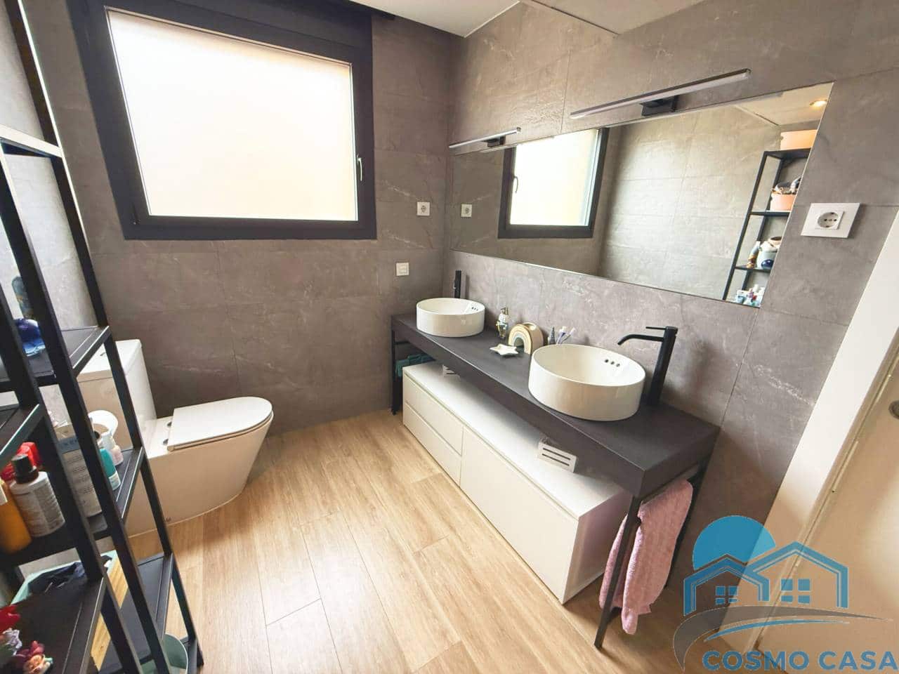 4 bedroom Flat for sale in Reus with pool garage - € 1,290,000 (Ref: 9450350)