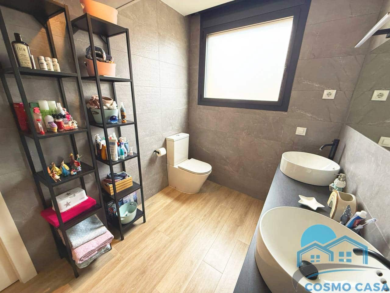 4 bedroom Flat for sale in Reus with pool garage - € 1,290,000 (Ref: 9450350)