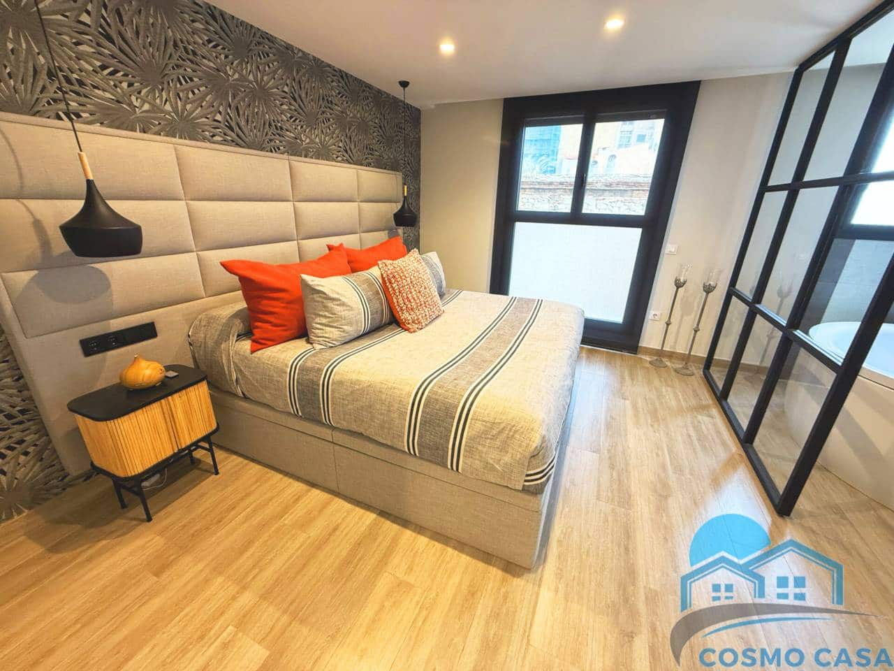 4 bedroom Flat for sale in Reus with pool garage - € 1,290,000 (Ref: 9450350)