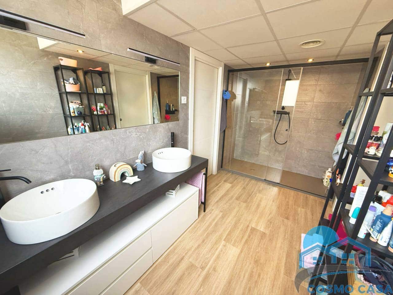 4 bedroom Flat for sale in Reus with pool garage - € 1,290,000 (Ref: 9450350)