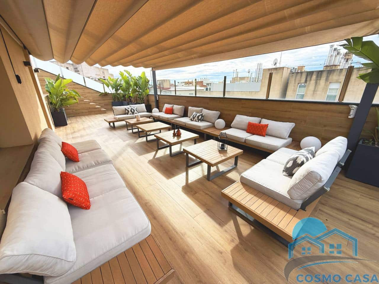 4 bedroom Flat for sale in Reus with pool garage - € 1,290,000 (Ref: 9450350)