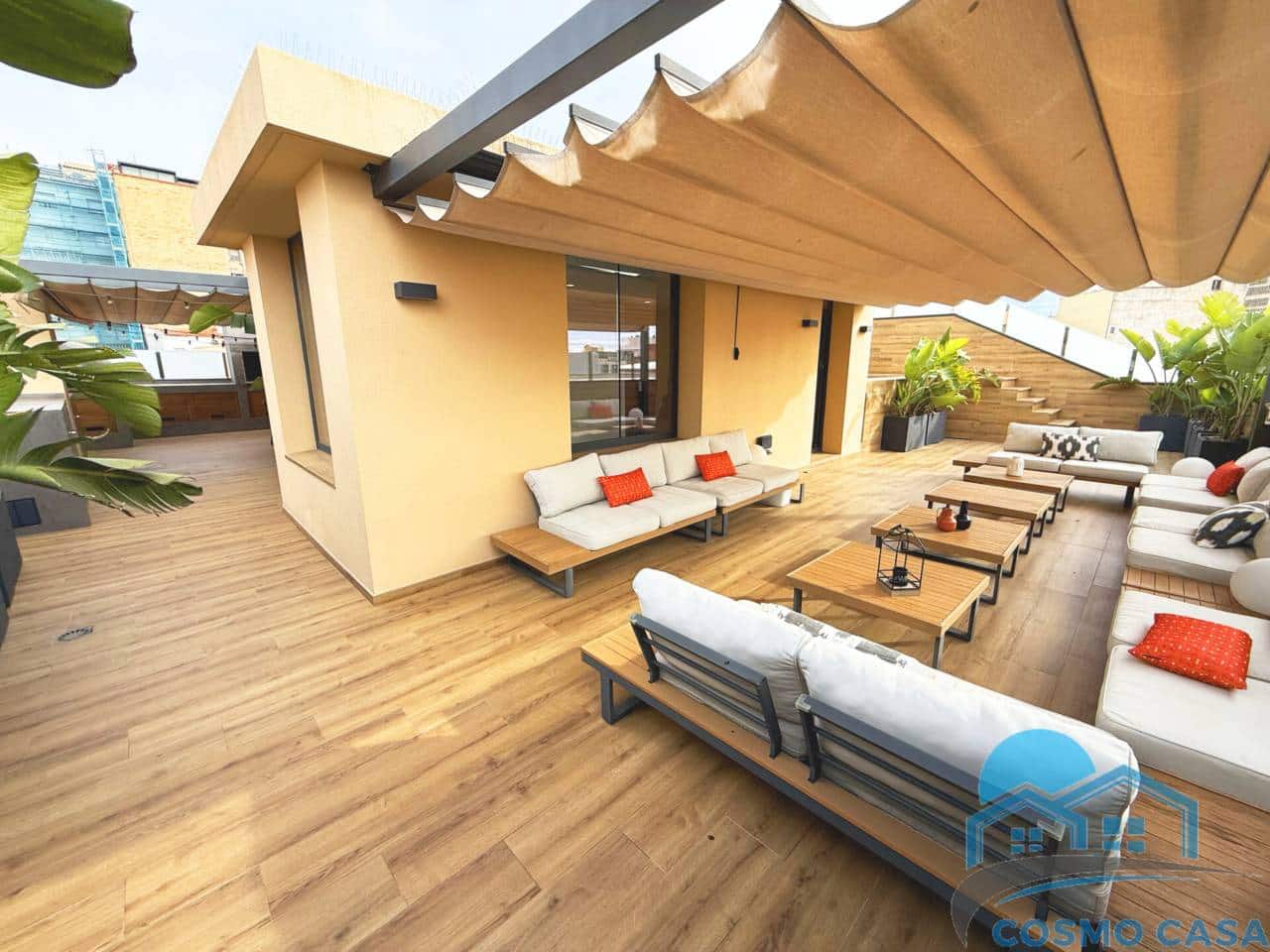 4 bedroom Flat for sale in Reus with pool garage - € 1,290,000 (Ref: 9450350)