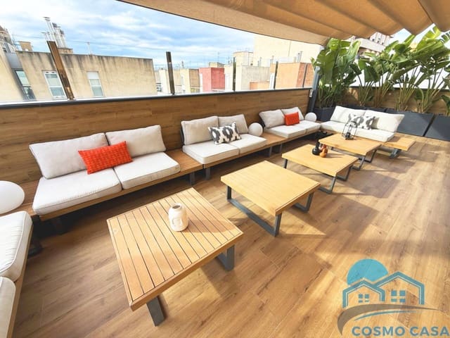 4 bedroom Flat for sale in Reus with pool garage - € 1,290,000 (Ref: 9450350)