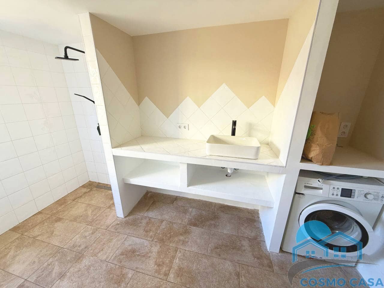 Erhverv til leje i Cambrils med garage - € 600 (Ref: 9481676)