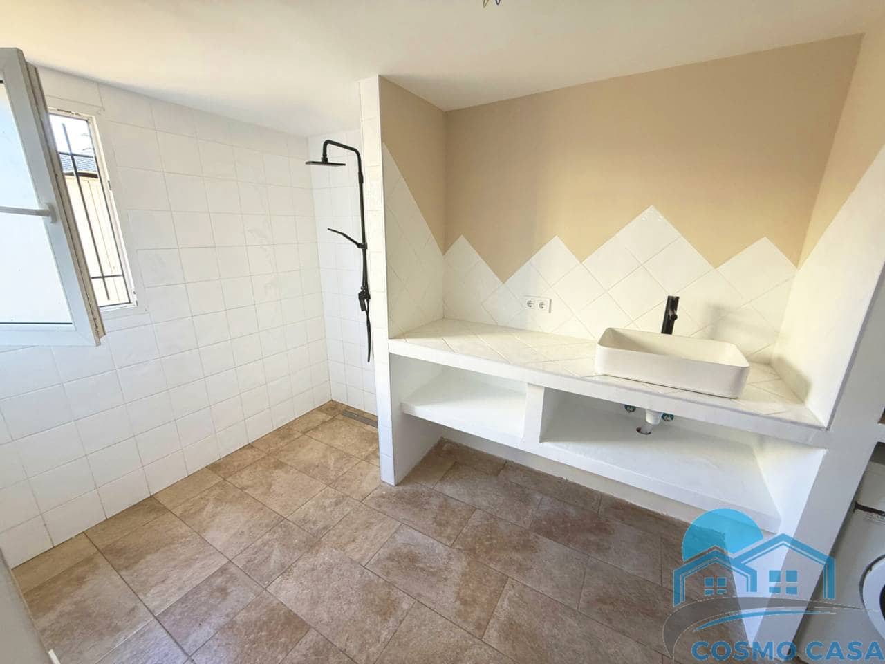 Erhverv til leje i Cambrils med garage - € 600 (Ref: 9481676)