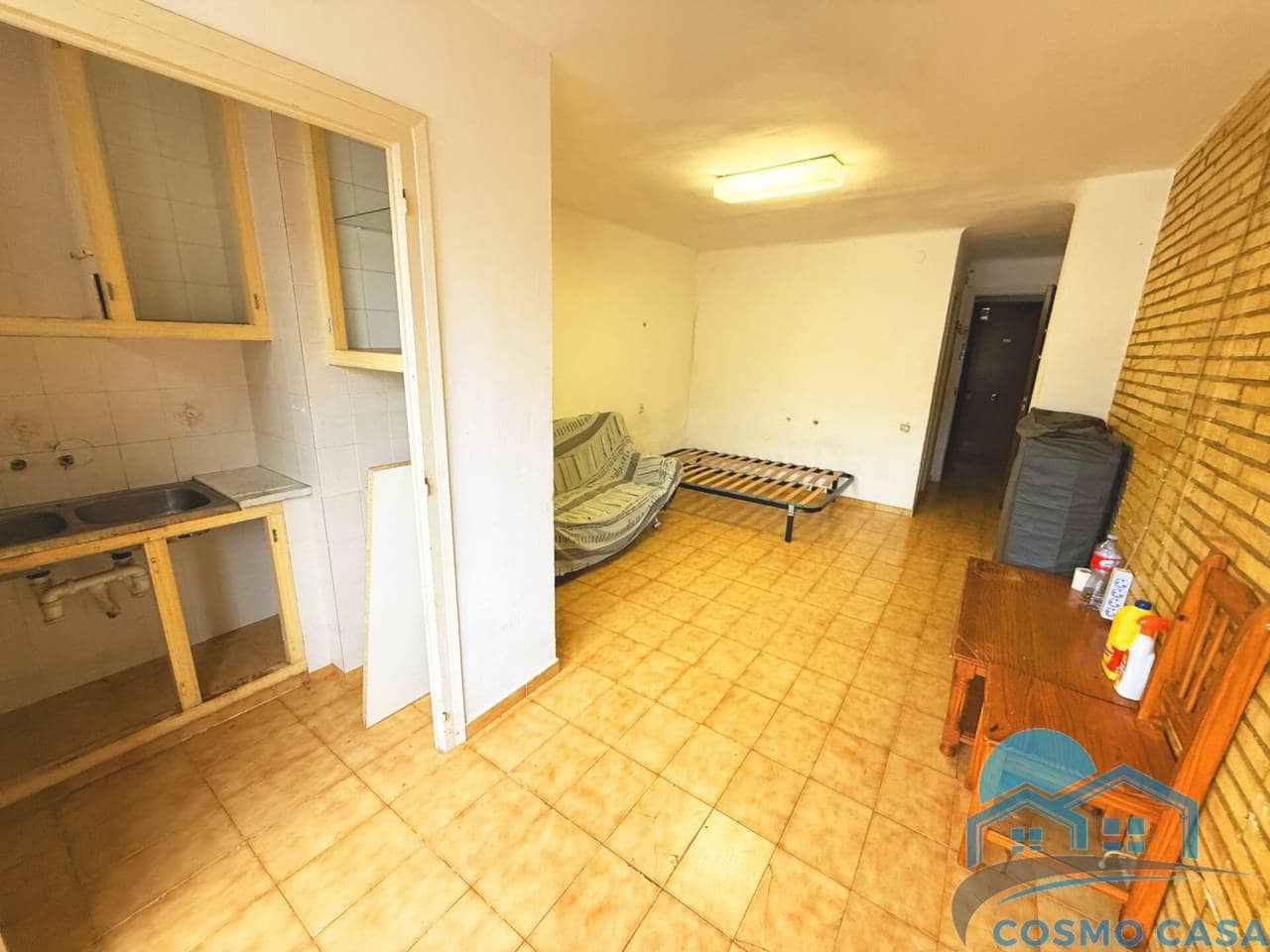 Asunto myytävänä paikassa La Pineda mukana uima-altaan - 90 000 € (Ref: 9483303)