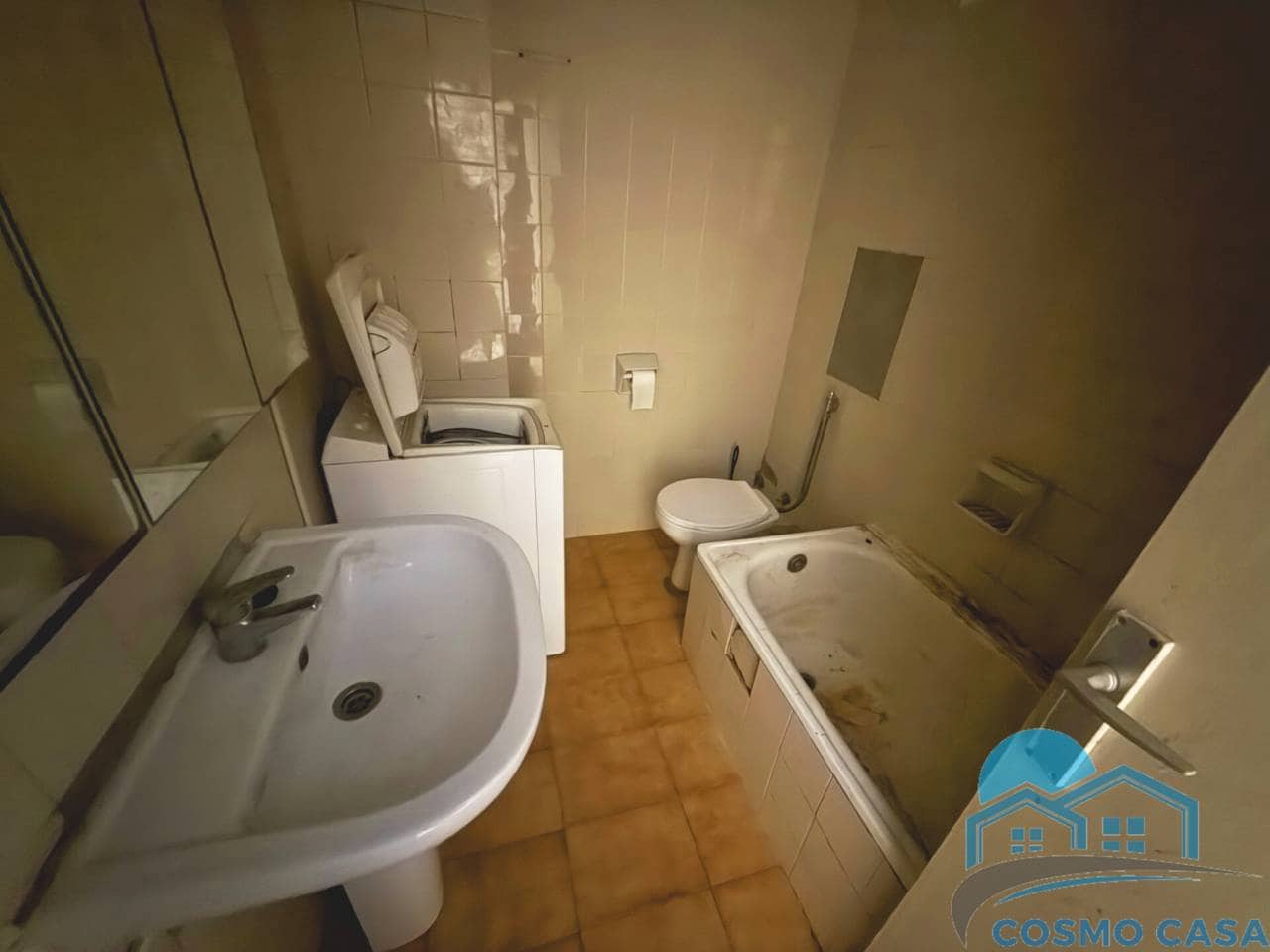 Asunto myytävänä paikassa La Pineda mukana uima-altaan - 90 000 € (Ref: 9483303)