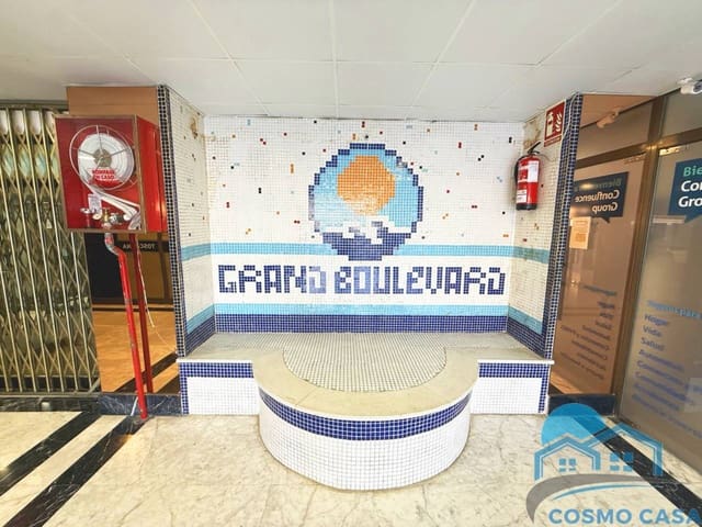 Commercieel te huur in Torredembarra - € 300 (Ref: 9503690)