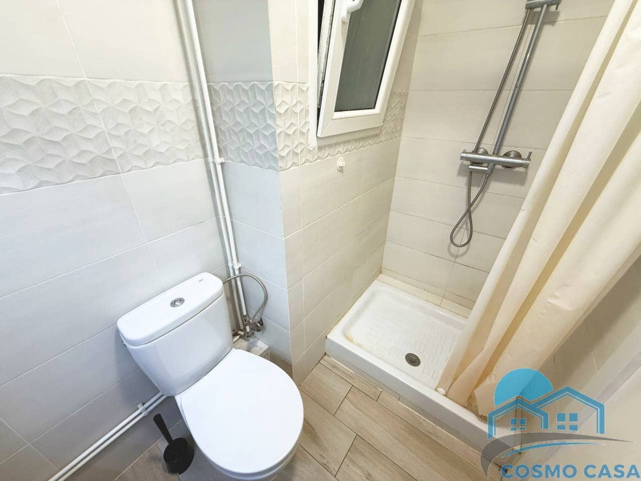 4 bedroom Flat for sale in Reus - € 140,000 (Ref: 9508196)