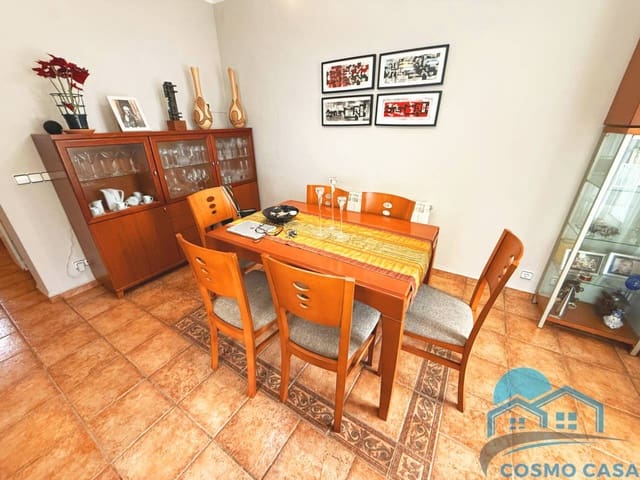 5 chambre Villa/Maison à vendre à Salou avec garage - 499 000 € (Ref: 9554490)