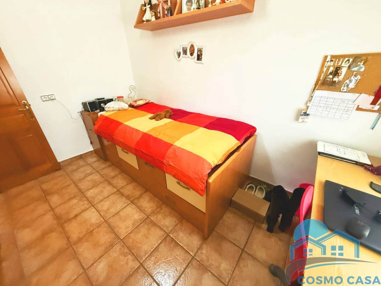 5 makuuhuone Huvila myytävänä paikassa Salou mukana 
autotalli - 499 000 € (Ref: 9554490)