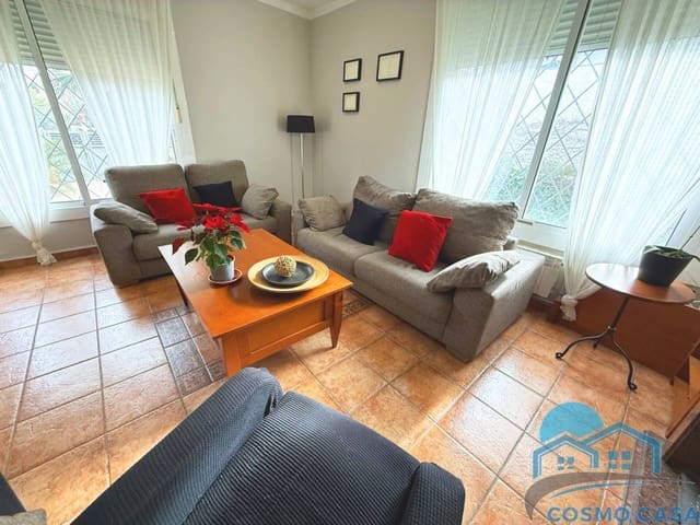 5 chambre Villa/Maison à vendre à Salou avec garage - 499 000 € (Ref: 9554490)