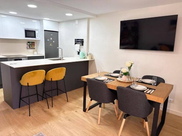 1 Zimmer Ferienwohnung in Salou mit Pool - 1.540 € (Ref: 9570349)