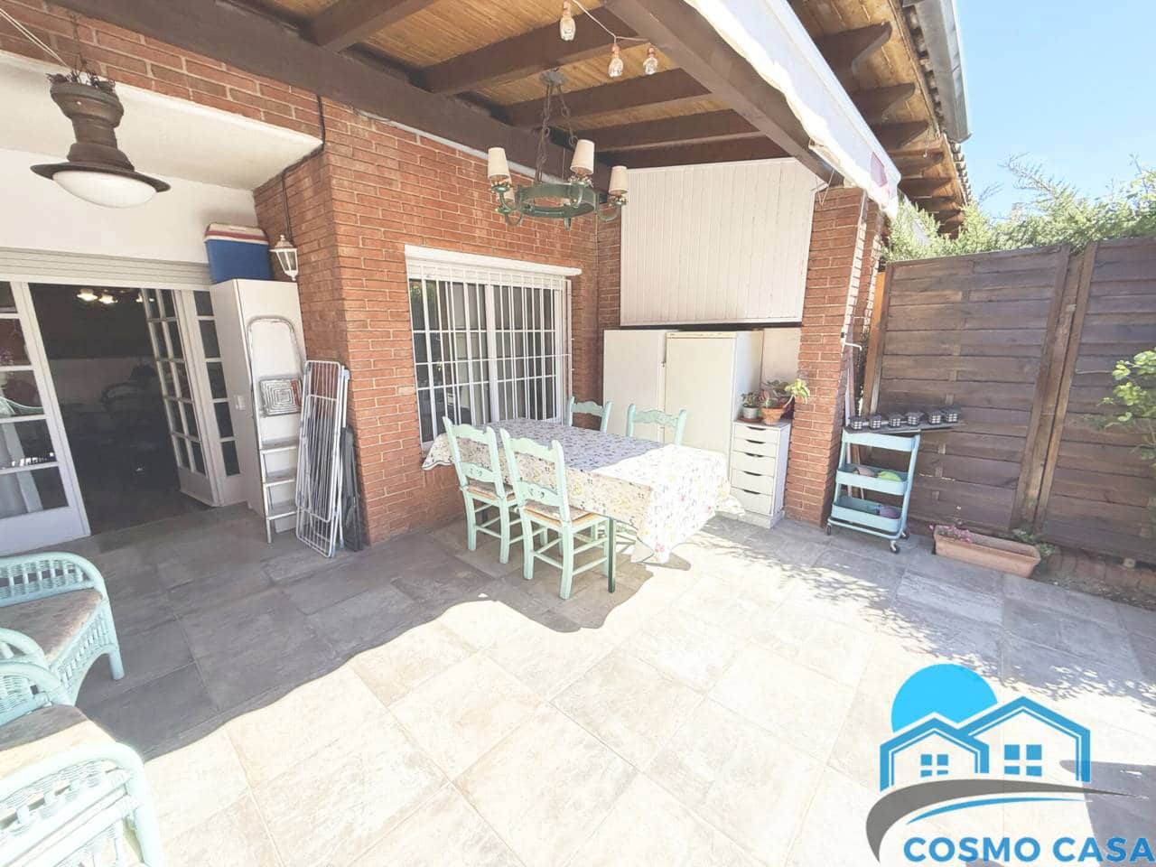 3 soveværelse Rækkehus til salg i Cambrils med swimmingpool garage - € 310.000 (Ref: 9747489)