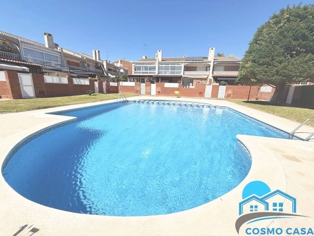 3 slaapkamer Rijtjeshuis te koop in Cambrils met zwembad garage - € 310.000 (Ref: 9747489)