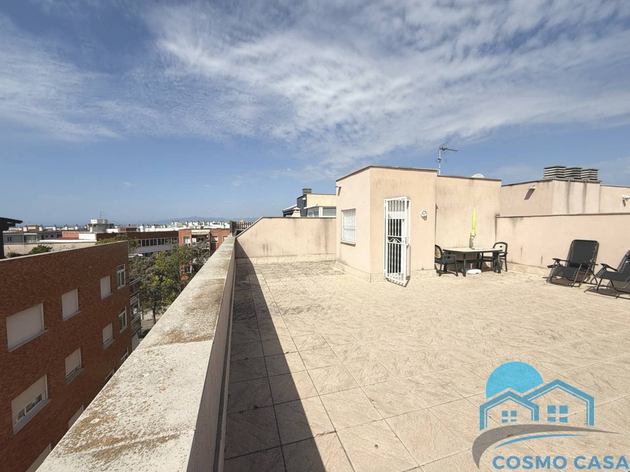 Ático de 4 habitaciones en Salou en venta con piscina garaje - 399.000 € (Ref: 9810944)