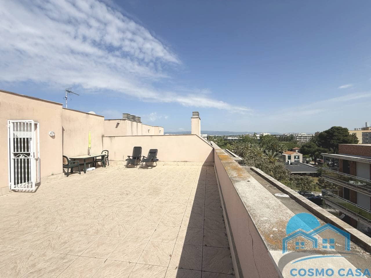 Ático de 4 habitaciones en Salou en venta con piscina garaje - 399.000 € (Ref: 9810944)