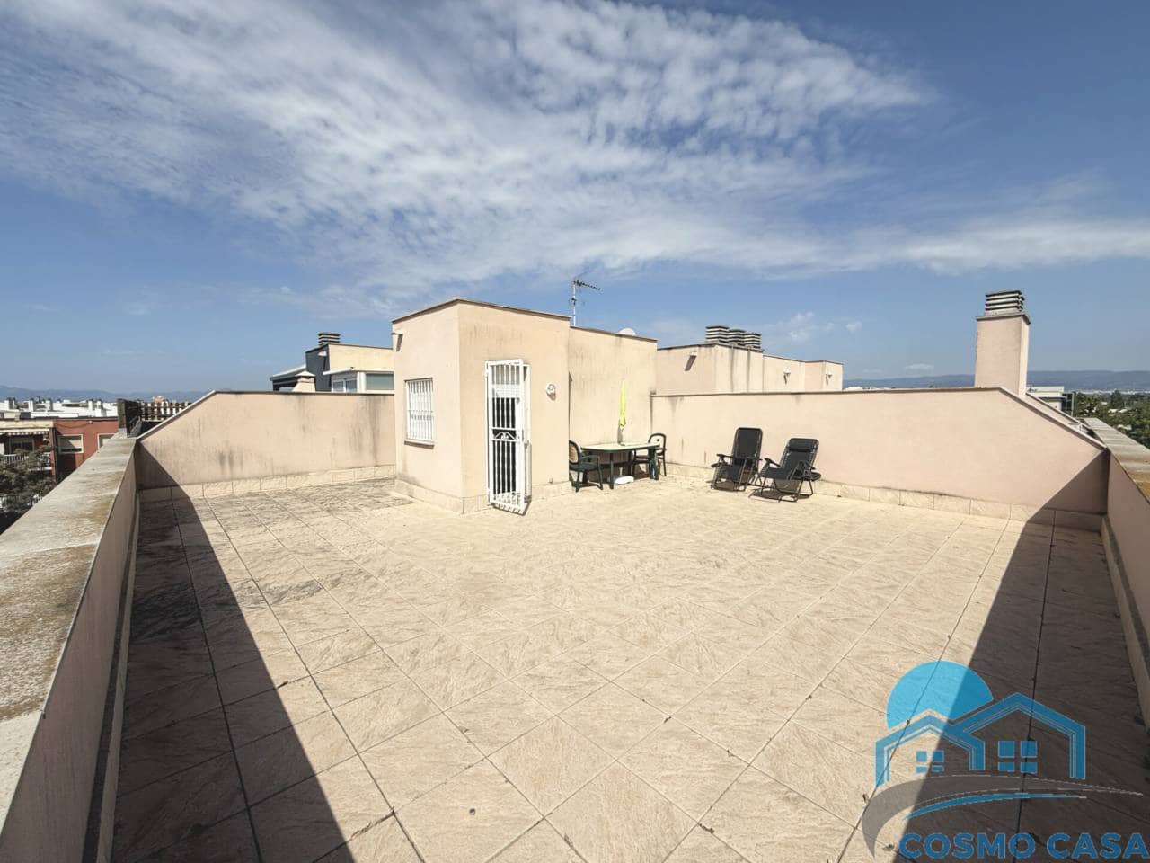 Ático de 4 habitaciones en Salou en venta con piscina garaje - 399.000 € (Ref: 9810944)
