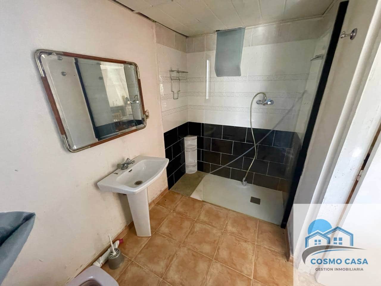 Finca/Country House for sale in Tarragona city - € 220,000 (Ref: 9835075)