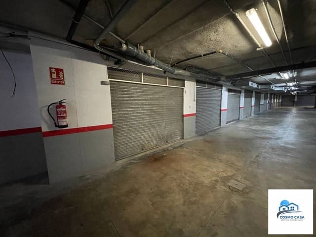 Autotalli myytävänä paikassa Salou - 38 000 € (Ref: 9866557)