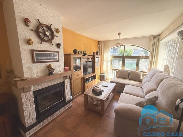 3 soveværelse Villa til salg i Cambrils med garage - € 325.000 (Ref: 9889658)