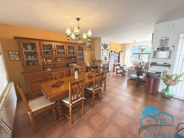 3 soveværelse Villa til salg i Cambrils med garage - € 325.000 (Ref: 9889658)