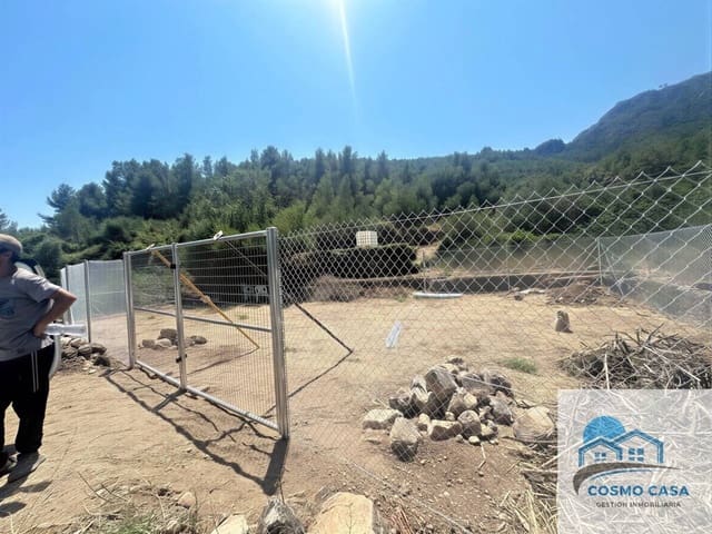 Terre non Aménagée à vendre à Pratdip - 35 000 € (Ref: 9966038)