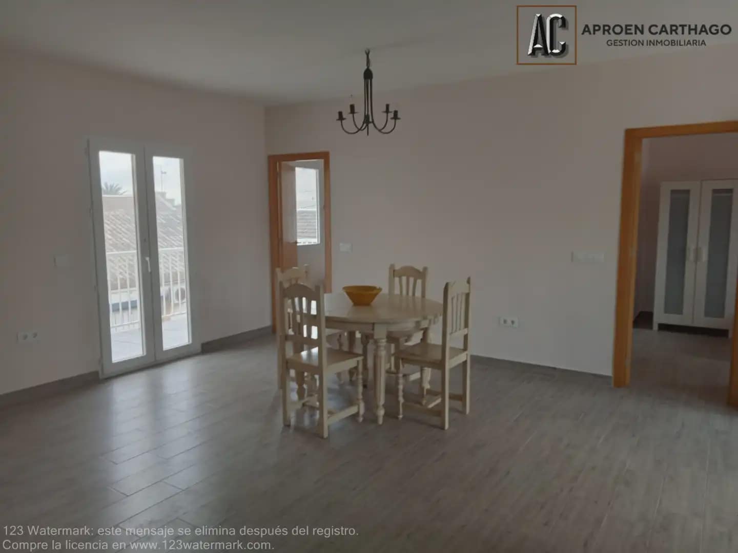 2 slaapkamer Flat te koop in Los Alcazares - € 159.900 (Ref: 9843846)