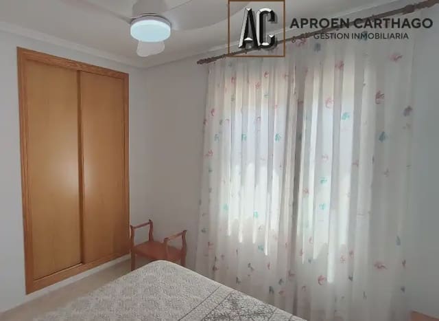 2 chambre Appartement à vendre à La Manga del Mar Menor avec piscine garage - 170 000 € (Ref: 9843850)