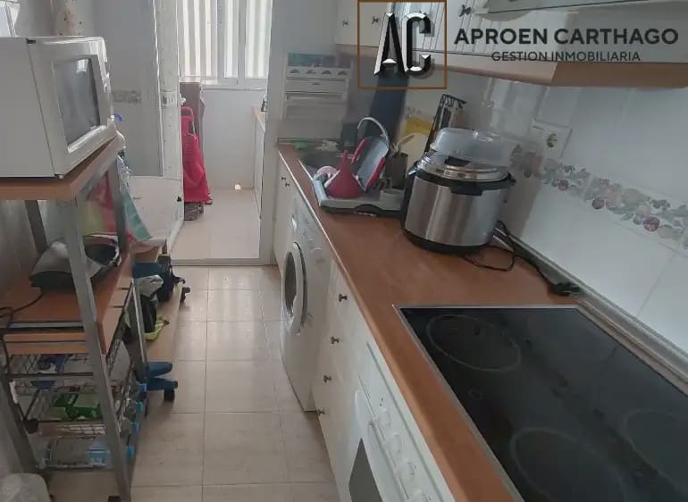 2 soveværelse Lejlighed til salg i La Manga del Mar Menor med swimmingpool garage - € 170.000 (Ref: 9843850)