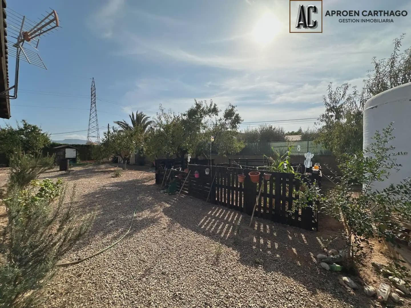 2 bedroom Finca/Country House for sale in El Palmero - € 133,000 (Ref: 9843856)