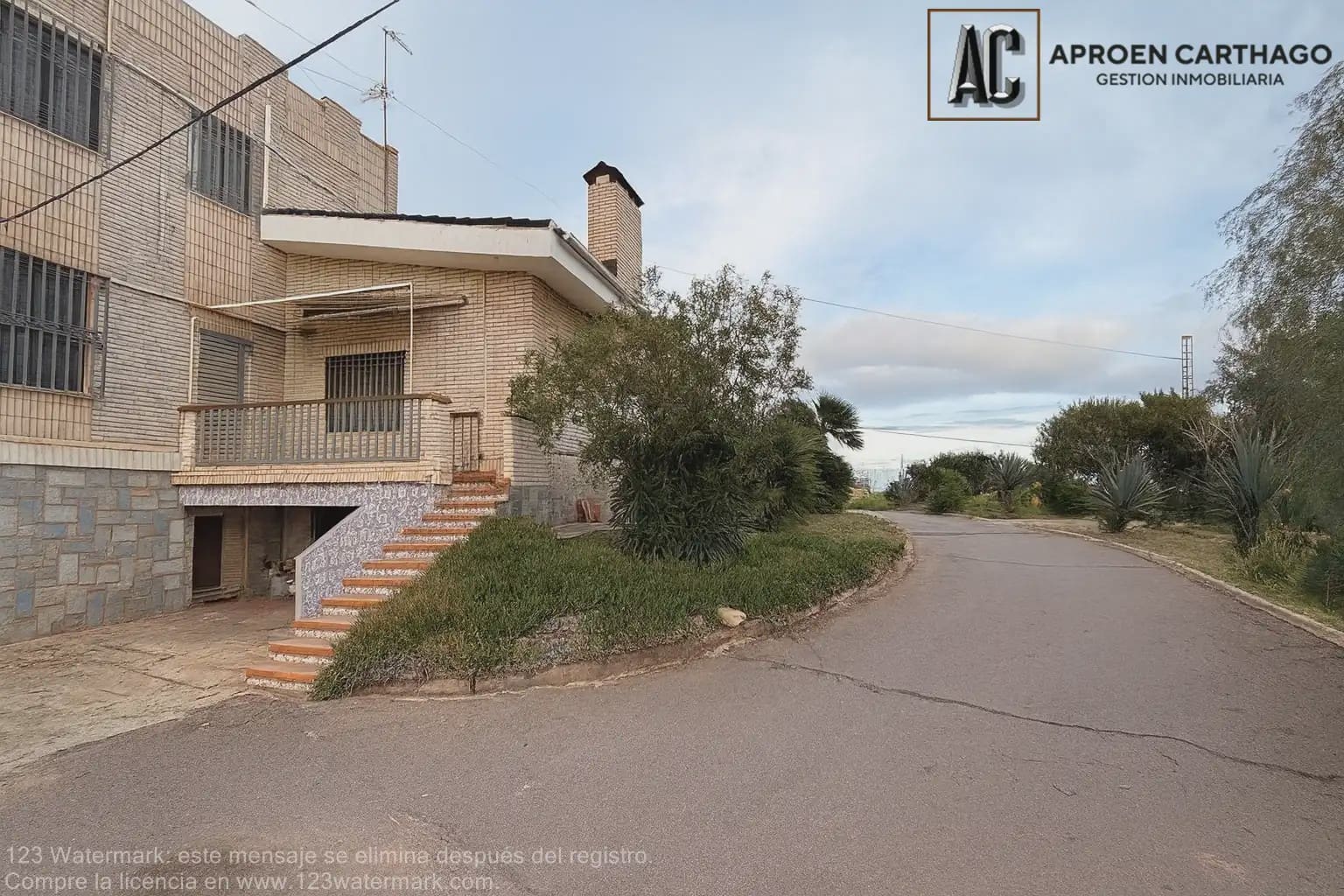 5 bedroom Finca/Country House for sale in Perin with pool garage - € 470,000 (Ref: 9843857)