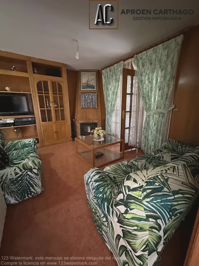 Chalet de 3 habitaciones en Cartagena en venta con garaje - 290.000 € (Ref: 9843859)