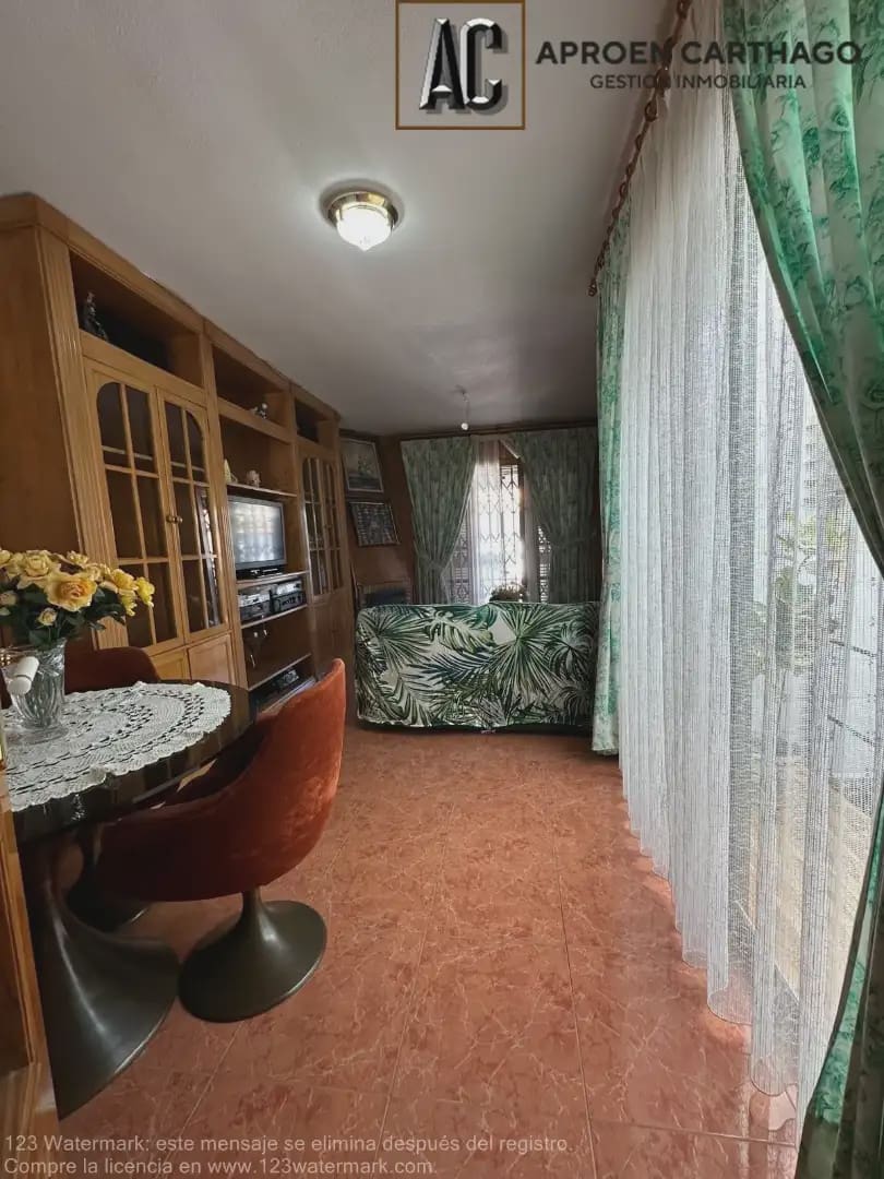 Chalet de 3 habitaciones en Cartagena en venta con garaje - 290.000 € (Ref: 9843859)