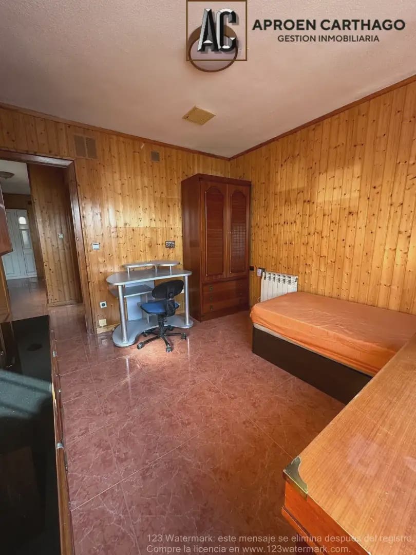 Chalet de 3 habitaciones en Cartagena en venta con garaje - 290.000 € (Ref: 9843859)