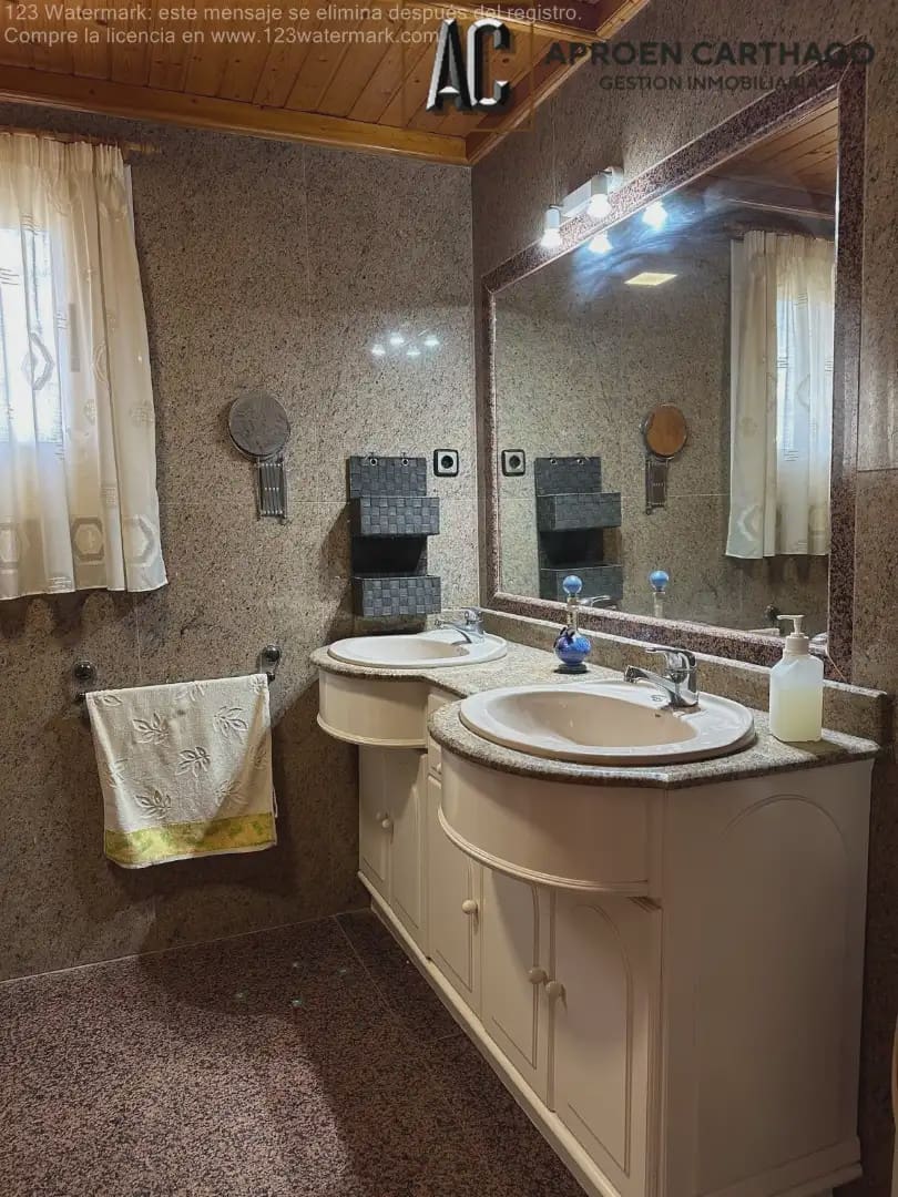 Chalet de 3 habitaciones en Cartagena en venta con garaje - 290.000 € (Ref: 9843859)