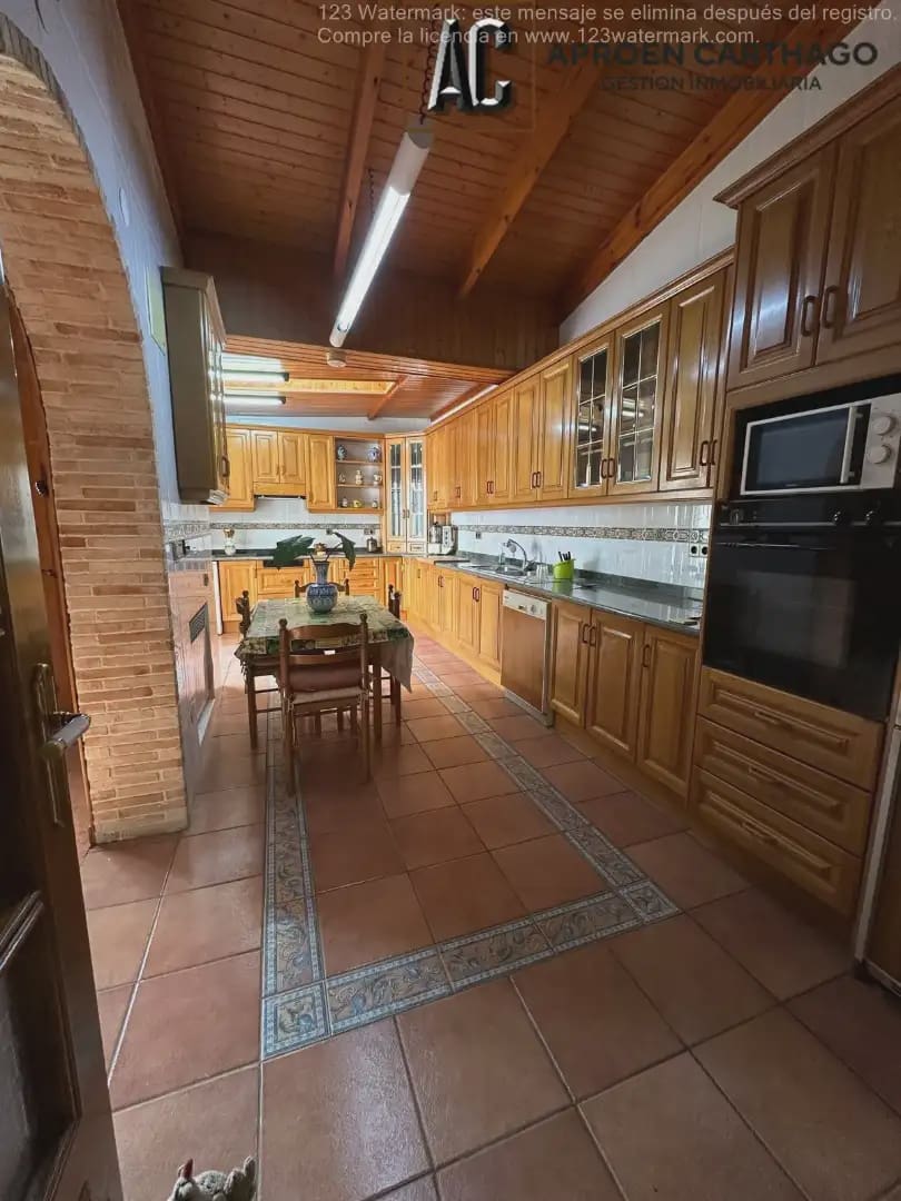 Chalet de 3 habitaciones en Cartagena en venta con garaje - 290.000 € (Ref: 9843859)
