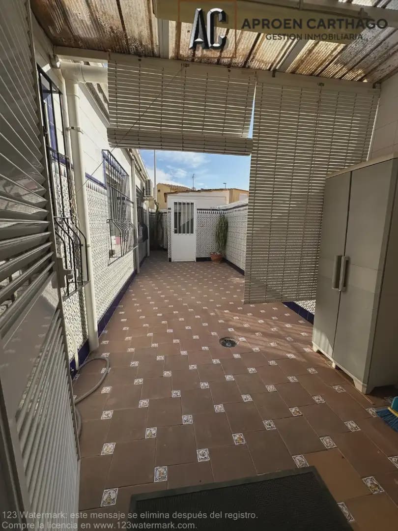 Chalet de 3 habitaciones en Cartagena en venta con garaje - 290.000 € (Ref: 9843859)