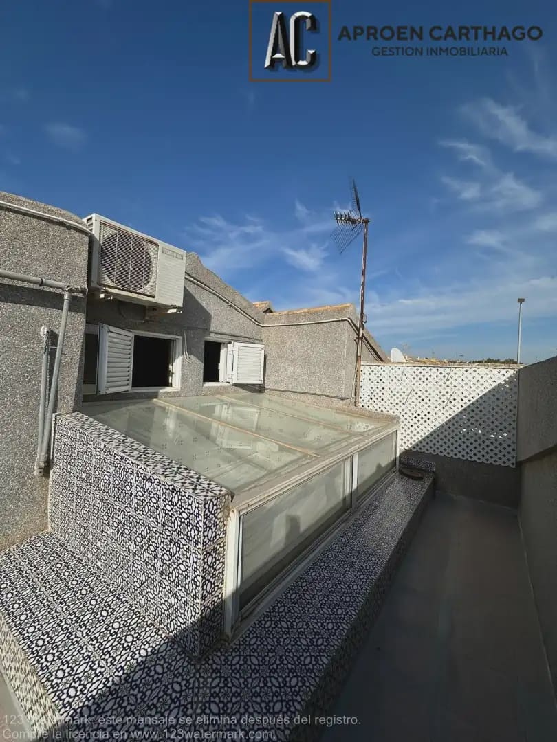 Chalet de 3 habitaciones en Cartagena en venta con garaje - 290.000 € (Ref: 9843859)