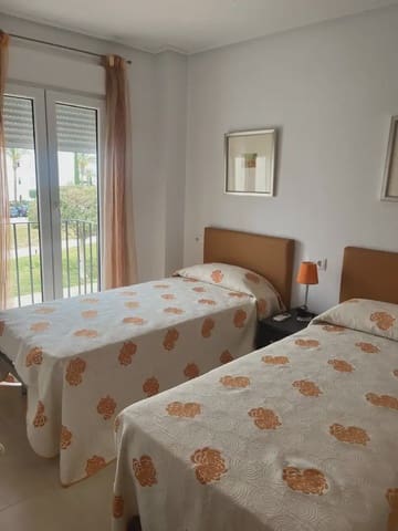 Piso de 2 habitaciones en La Torre Golf Resort, Torre-Pacheco en alquiler con piscina garaje - 820 € (Ref: 9850520)