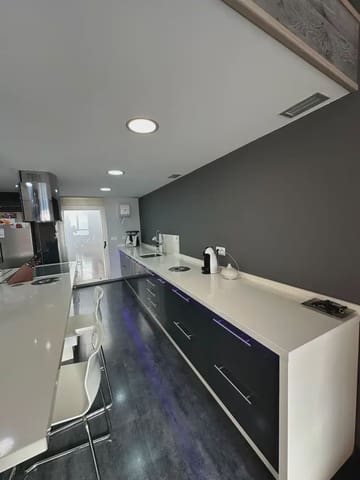 3 soveværelse Byhus til salg i San Antón, Cartagena - € 329.000 (Ref: 9935130)