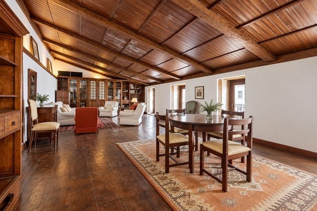 4 sovrum Radhus till salu i Tacoronte - 430 000 € (Ref: 10098563)