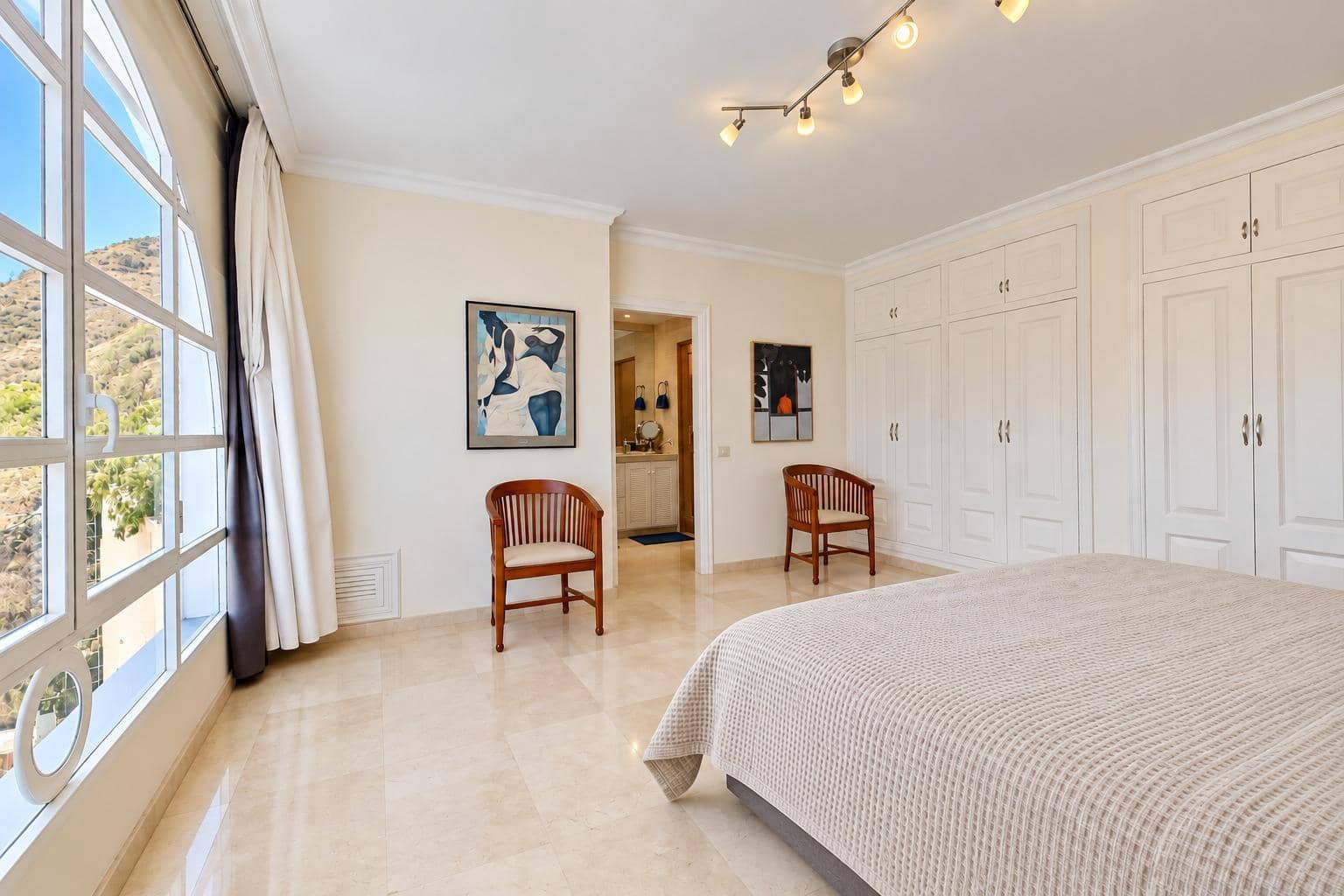 4 chambre Villa/Maison à vendre à Santa Cruz de Tenerife avec piscine garage - 675 000 € (Ref: 10111785)