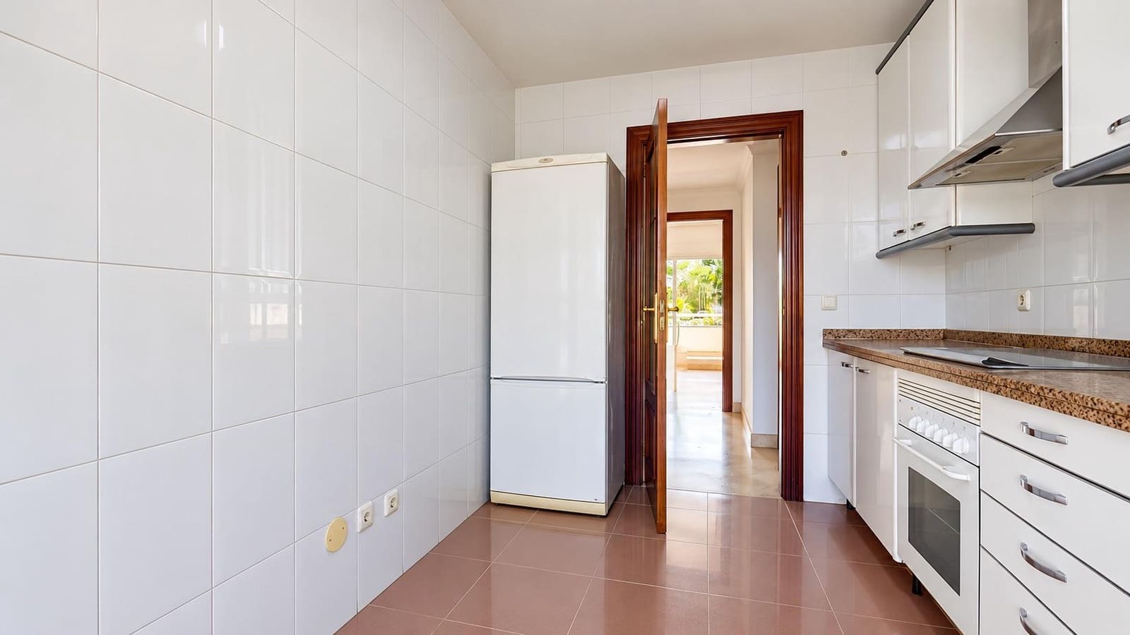 Piso de 3 habitaciones en Los Cristianos en venta con piscina garaje - 565.000 € (Ref: 10185094)